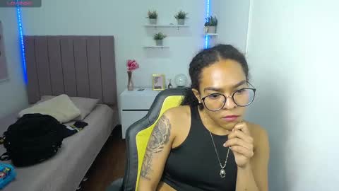 Snapshot of niina_lovee_ chatting on 11, 3, 2025 online show from 11, 3, 2025