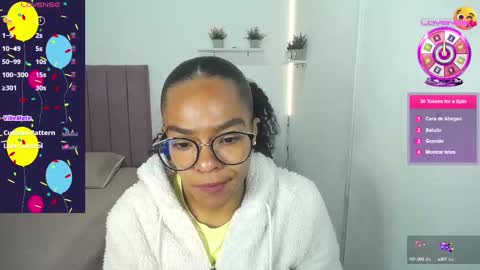 Snapshot of niina_lovee_ chatting on 12, 9, 2025 online show from 12, 9, 2025