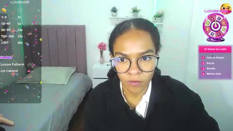 Snapshot of niina_lovee_ chatting on 16, 9, 2025 online show from 16, 9, 2025