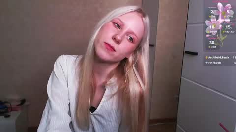 Snapshot of nika_slime chatting on 24, 4, 2026 MY NAME IS AMILI WELCOME TO MY ROOM online show from 24, 4, 2026