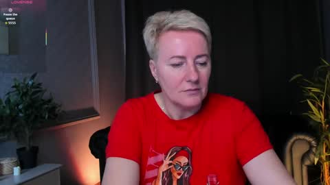 Snapshot of nika_smit chatting on 25, 4, 2026 Nika online show from 25, 4, 2026