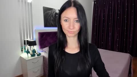 NikaLewis online show from 2, 10, 2025