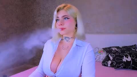 Snapshot of nikarocks chatting on 18, 9, 2025 nikarocks online show from 18, 9, 2025