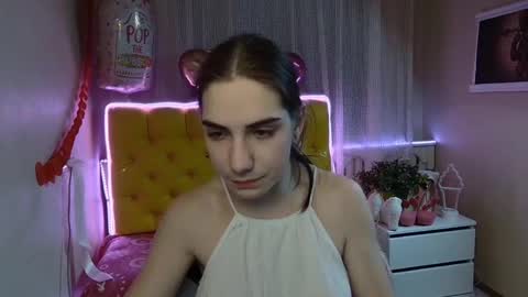 nikastarkk online show from 28, 2, 2025