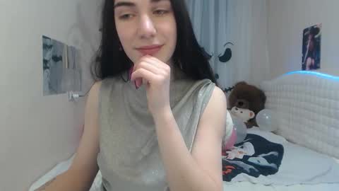 nikastarkk online show from 15, 10, 2025