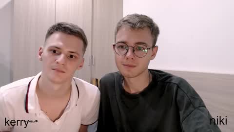 Snapshot of nikikerry_cum_ chatting on 27, 10, 2025 nikikerry_cum_ online show from 27, 10, 2025