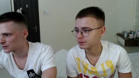 Snapshot of nikikerry_cum_ chatting on 8, 6, 2026 nikikerry_cum_ online show from 8, 6, 2026