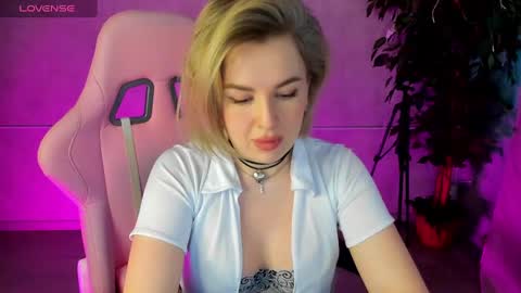 Nikki online show from 12, 3, 2025