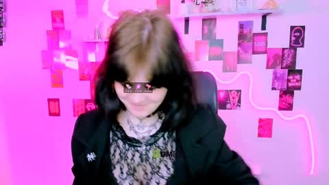 Snapshot of nikki_kiss_ chatting on 1, 5, 2026 nikki_kiss_ online show from 1, 5, 2026
