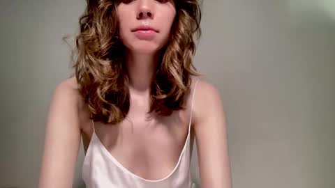 Snapshot of nikki_mi chatting on 13, 12, 2024 Nikki online show from 13, 12, 2024
