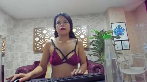 Snapshot of nikki_milk chatting on 1, 10, 2025 Nikki online show from 1, 10, 2025