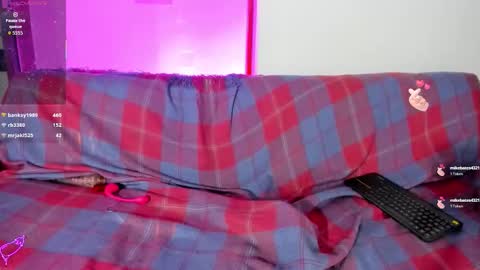 nikki_uwu online show from 8, 3, 2026