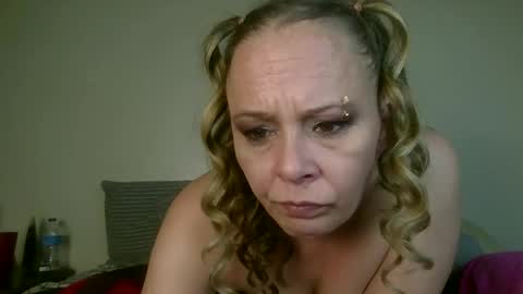 nikkibae6933 online show from 22, 2, 2026