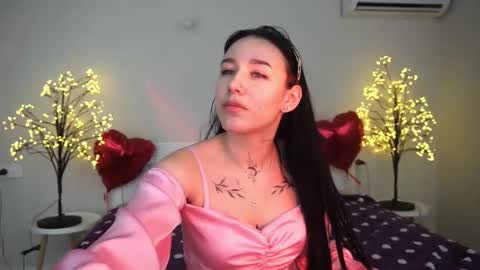 Nikki online show from 8, 3, 2025