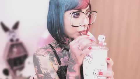 Nikki Ramone   online show from 17, 10, 2025