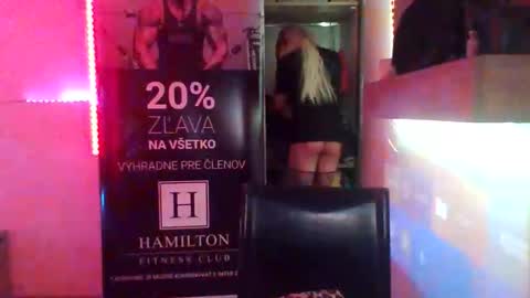 Snapshot of nikkiwayne chatting on 29, 3, 2026 Nikki online show from 29, 3, 2026