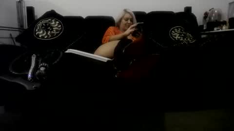 Niquita Sparkles online show from 5, 2, 2025