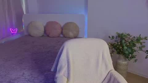 Nikky online show from 30, 6, 2026
