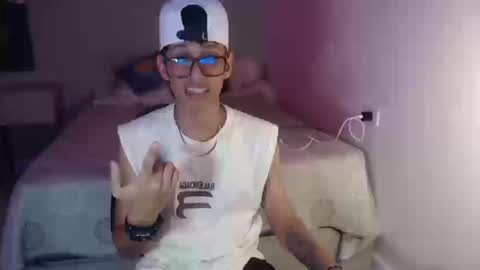 Snapshot of niklaus_wolf chatting on 16, 9, 2025 niklaus_wolf online show from 16, 9, 2025