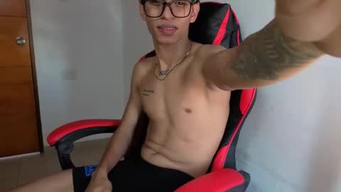 niklaus_wolf online show from 3, 4, 2026