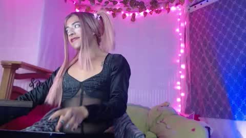 Nicol online show from 18, 4, 2026