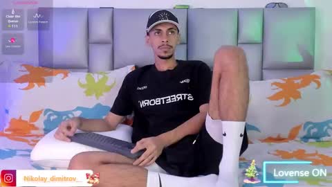    online show from 19, 12, 2025