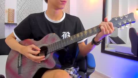 Snapshot of nikolay_gregori chatting on 2, 1, 2025 online show from 2, 1, 2025