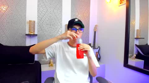 Snapshot of nikolay_gregori chatting on 12, 1, 2025 online show from 12, 1, 2025