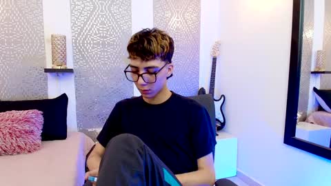 Snapshot of nikolay_gregori chatting on 16, 1, 2025 online show from 16, 1, 2025