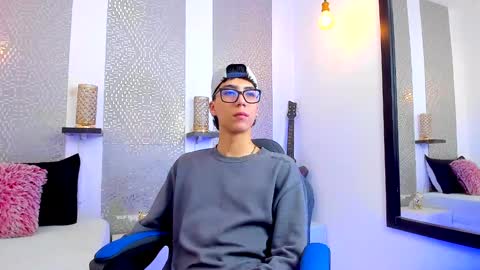 Snapshot of nikolay_gregori chatting on 27, 1, 2025 online show from 27, 1, 2025