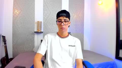 Snapshot of nikolay_gregori chatting on 3, 2, 2025 online show from 3, 2, 2025