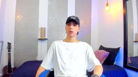 Snapshot of nikolay_gregori chatting on 9, 2, 2025 online show from 9, 2, 2025