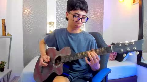 Snapshot of nikolay_gregori chatting on 10, 2, 2025 online show from 10, 2, 2025