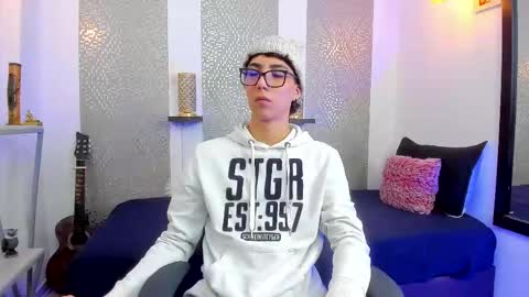 Snapshot of nikolay_gregori chatting on 12, 2, 2025 online show from 12, 2, 2025