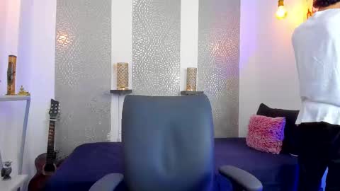 Snapshot of nikolay_gregori chatting on 12, 2, 2025 online show from 12, 2, 2025