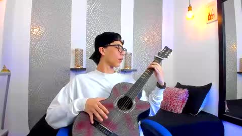 Snapshot of nikolay_gregori chatting on 20, 2, 2025 online show from 20, 2, 2025