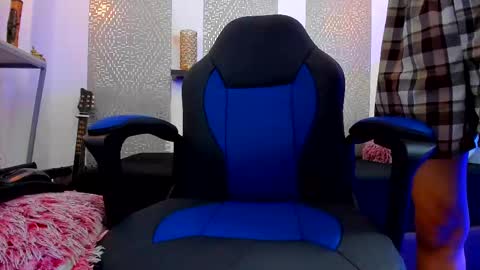 Snapshot of nikolay_gregori chatting on 20, 2, 2025 online show from 20, 2, 2025