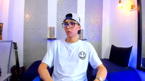 Snapshot of nikolay_gregori chatting on 23, 2, 2025 online show from 23, 2, 2025