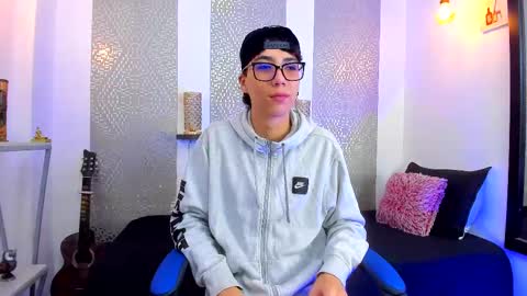 Snapshot of nikolay_gregori chatting on 4, 3, 2025 online show from 4, 3, 2025