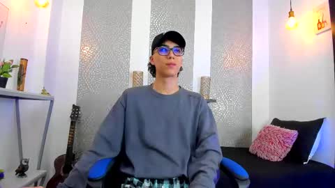 Snapshot of nikolay_gregori chatting on 11, 3, 2025 online show from 11, 3, 2025