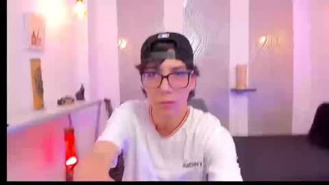 Snapshot of nikolay_gregori chatting on 9, 9, 2025 online show from 9, 9, 2025