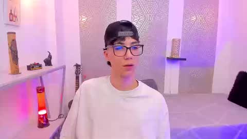 Snapshot of nikolay_gregori chatting on 12, 9, 2025 online show from 12, 9, 2025