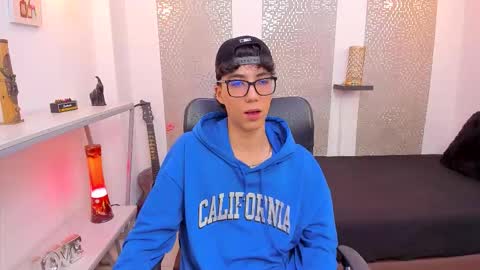 Snapshot of nikolay_gregori chatting on 2, 10, 2025 online show from 2, 10, 2025