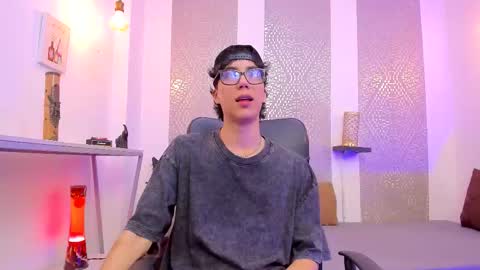 Snapshot of nikolay_gregori chatting on 20, 10, 2025 online show from 20, 10, 2025