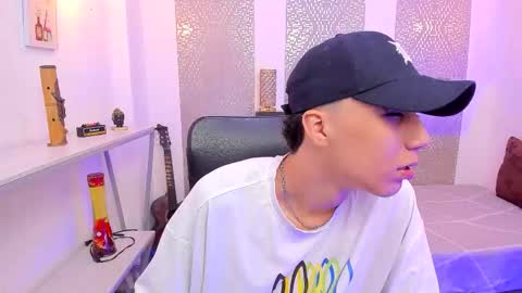 Snapshot of nikolay_gregori chatting on 27, 10, 2025 online show from 27, 10, 2025