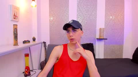 Snapshot of nikolay_gregori chatting on 29, 10, 2025 online show from 29, 10, 2025