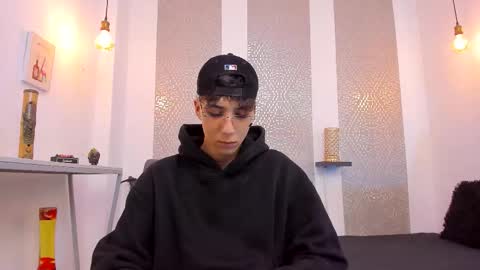 Snapshot of nikolay_gregori chatting on 3, 11, 2025 online show from 3, 11, 2025