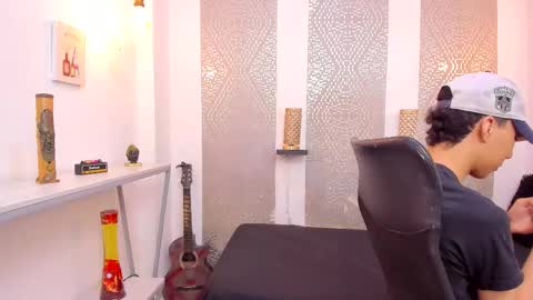 Snapshot of nikolay_gregori chatting on 20, 11, 2025 online show from 20, 11, 2025