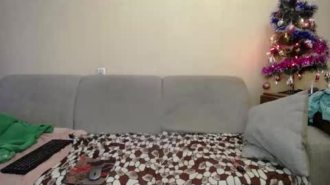 Nikoletta online show from 15, 12, 2025