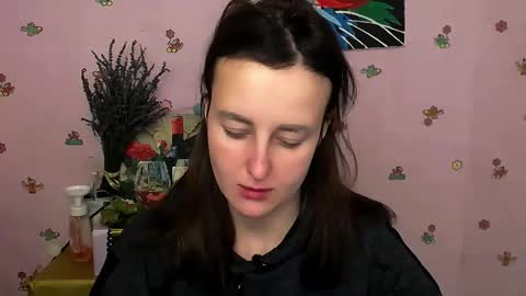 Nikolleta online show from 4, 11, 2025